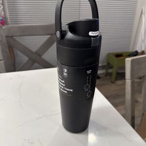 Owala FreeSip Sway 30oz Stainless Steel Water Bottle - Black Very Very Dark